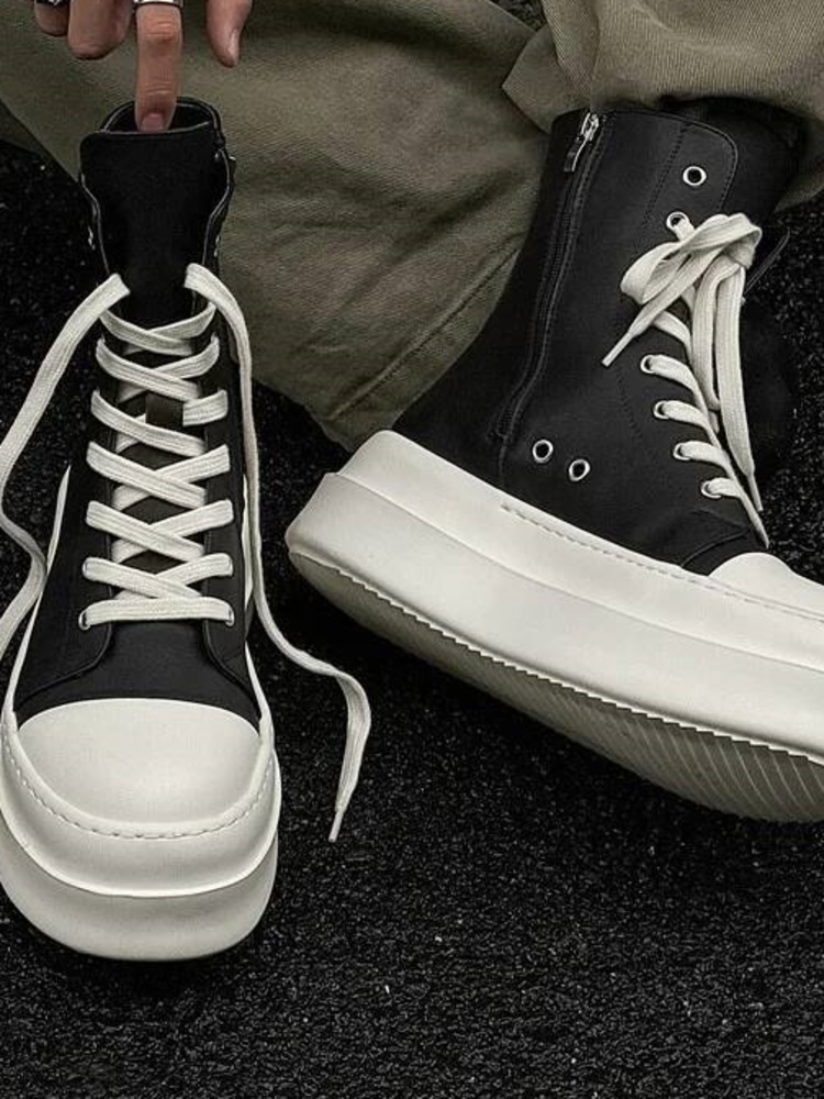 Street Fashion Rome 2026 - Chaussures montantes polyvalentes et tendance pour