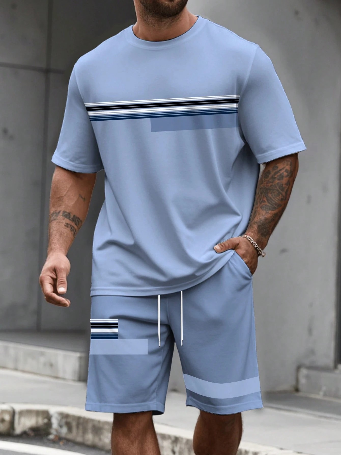 Street Fashion Summer 2026 - Nouvel ensemble short et t-shirt à