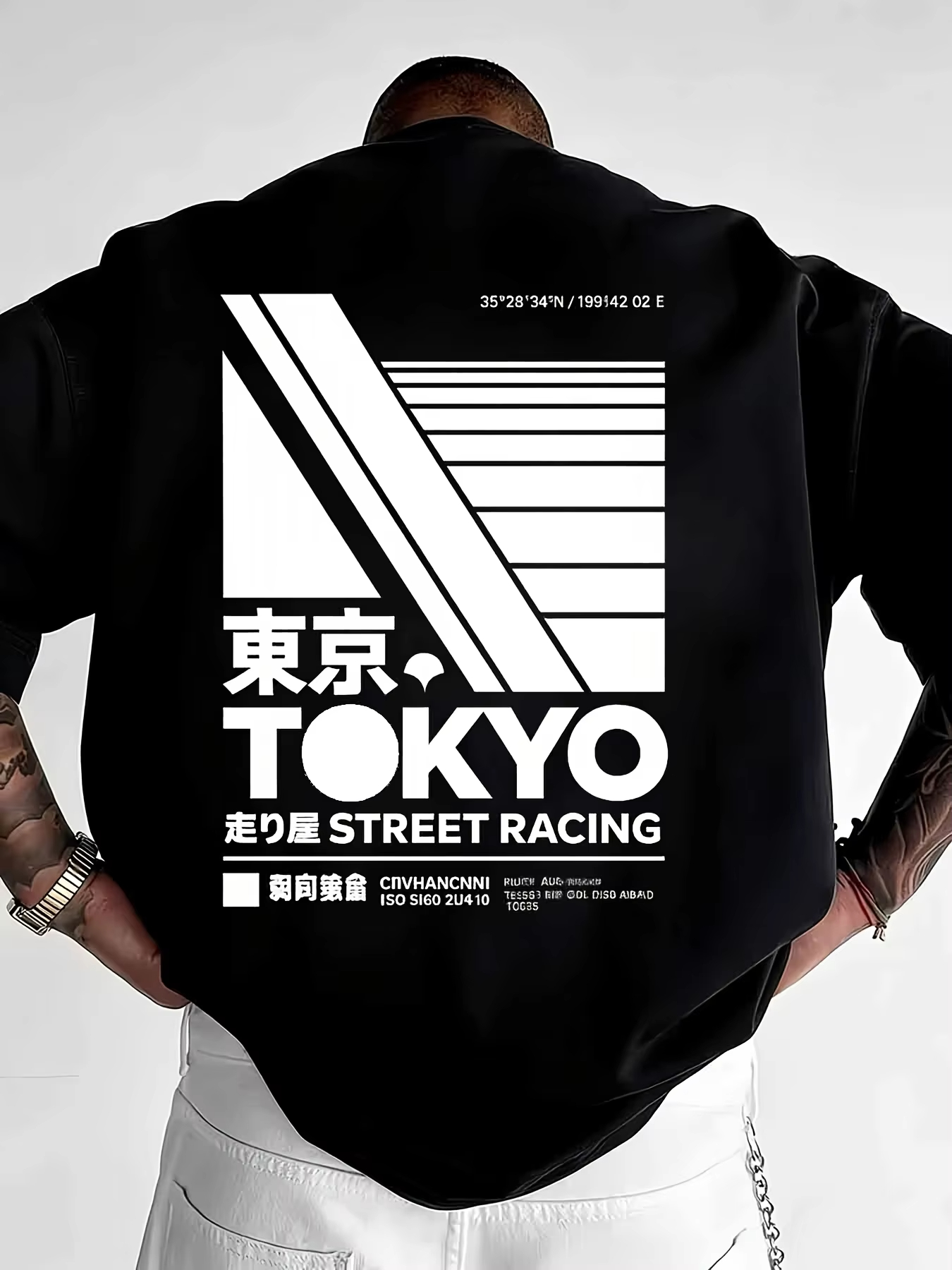 Street Fashion In Tokyo - T-shirt imprimé style streetwear japonais Tokyo