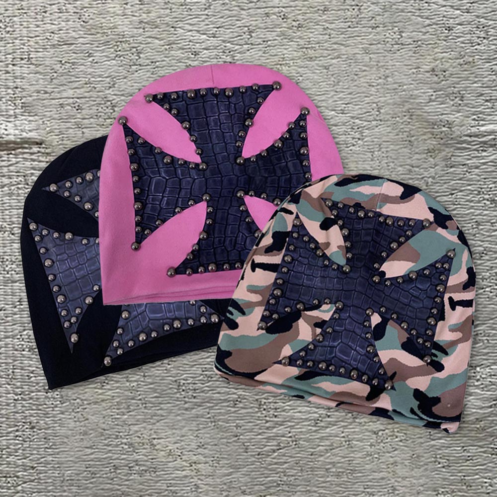 Street Fashion Trends 2026 - Nouveau Chapeau Croix à Rivets Style