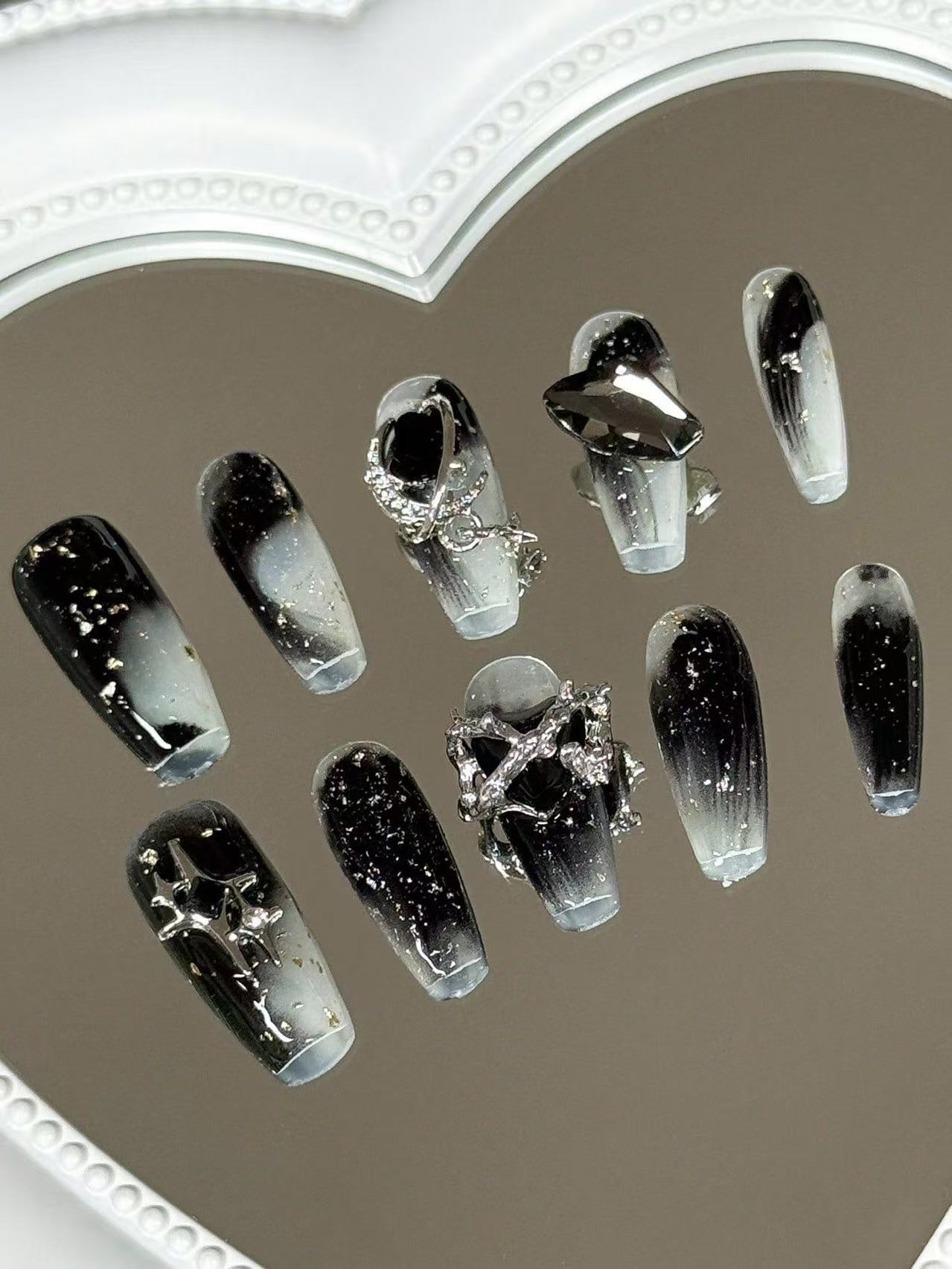 Street Fashion Look - 10 faux ongles longs trapézoïdaux de