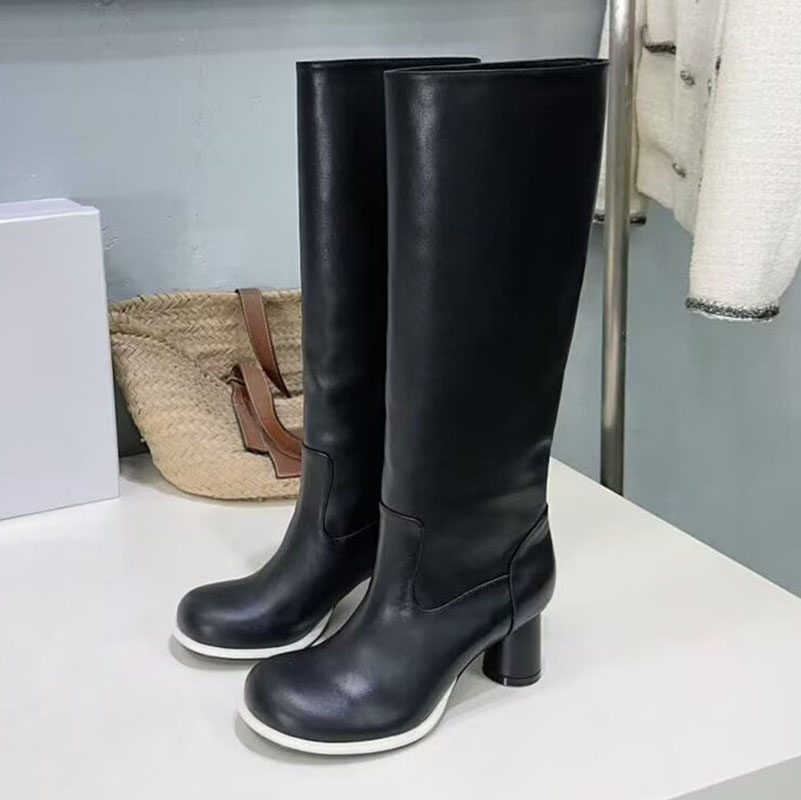 Street Fashion Rome 2025 - Bottes extensibles en cuir véritable pour