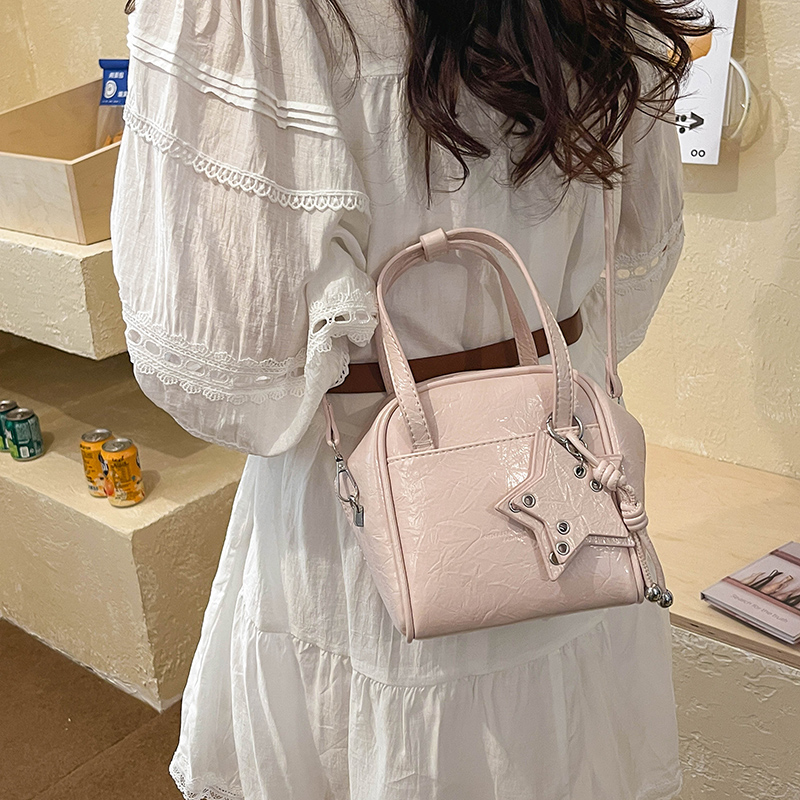 Sacs à main et pochettes mini  - Street Fashion Trends 2026 avis et prix