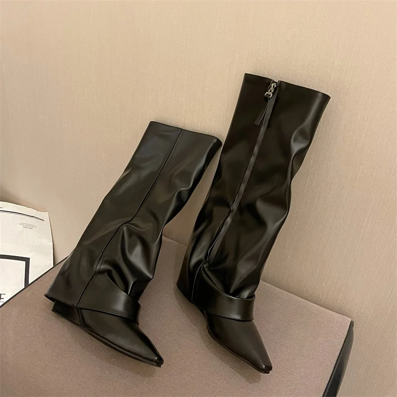 Créateur femmes pantalon jambe - Street Fashion Rome 2025 avis et prix