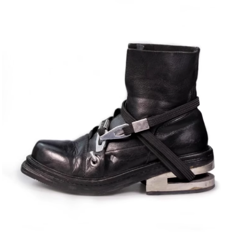 Bottes courtes à bout rond et  - Street Fashion Rome 2025 avis et prix