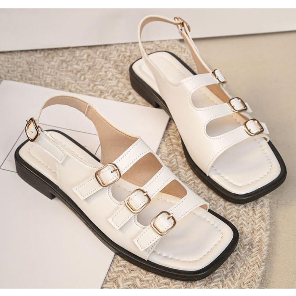 Nouvelles sandales plates d'ét - Street Fashion Rome 2026 avis et prix