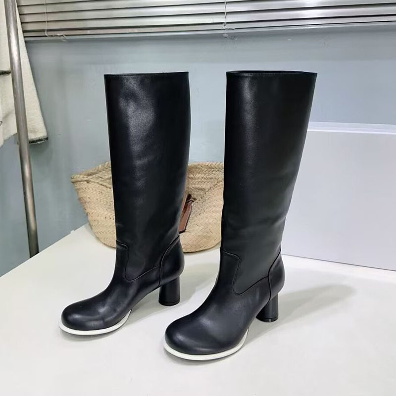 Bottes extensibles en cuir vér - Street Fashion Rome 2025 avis et prix