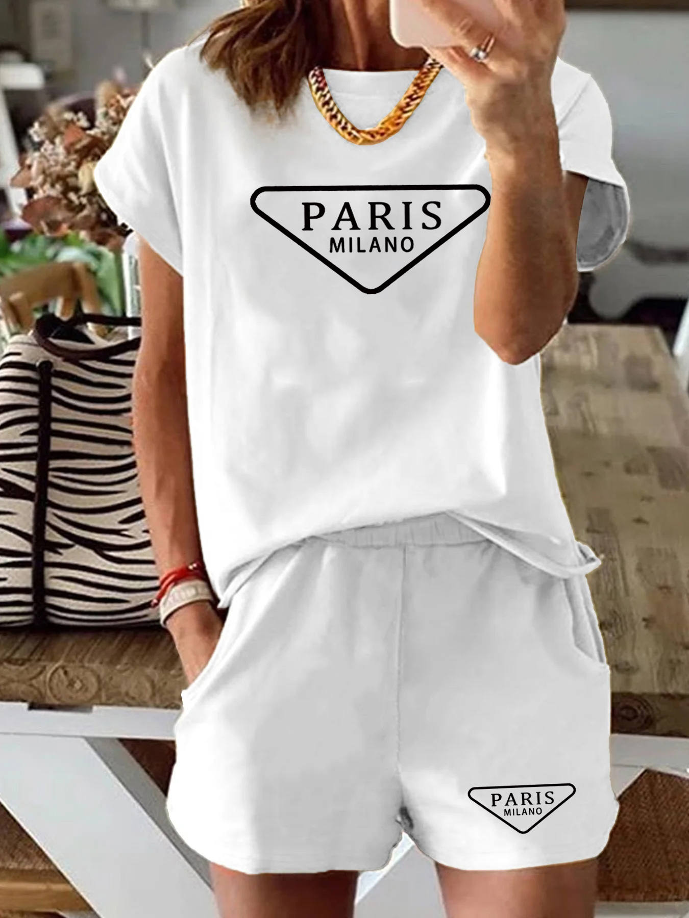 T-shirt à manches courtes et c - Street Fashion Milano avis et prix